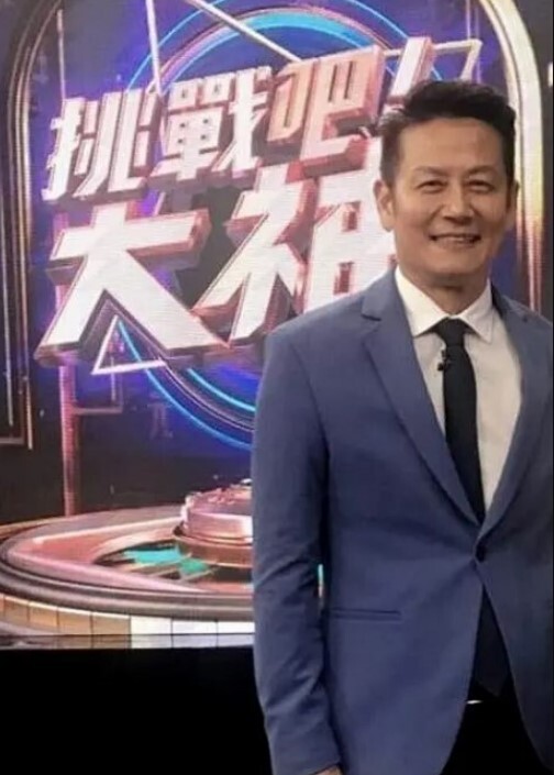 探花极品外围女神肤白细腰美乳翘臀 - 万站榜入口